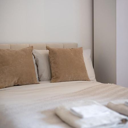 Aryas Apartments London Edgware Eksteriør bilde