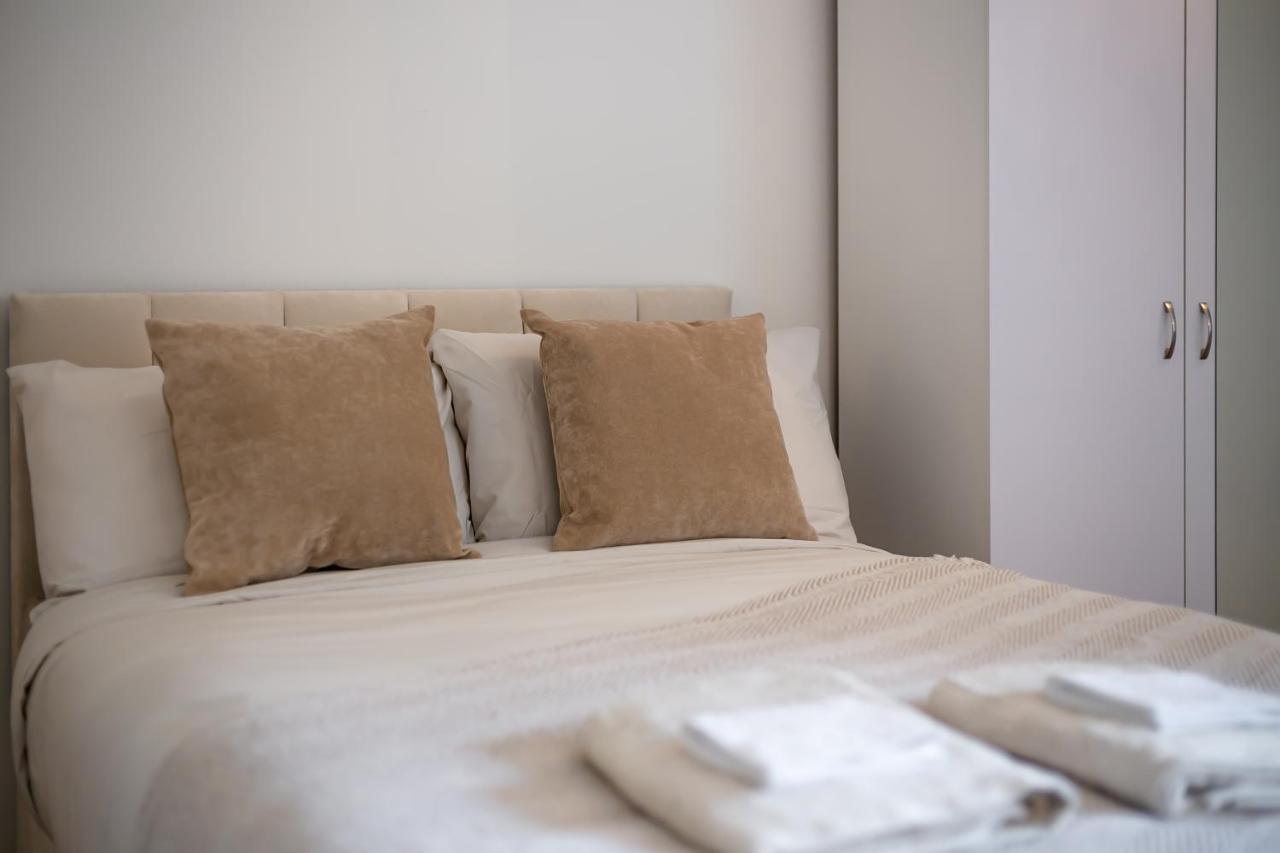 Aryas Apartments London Edgware Eksteriør bilde