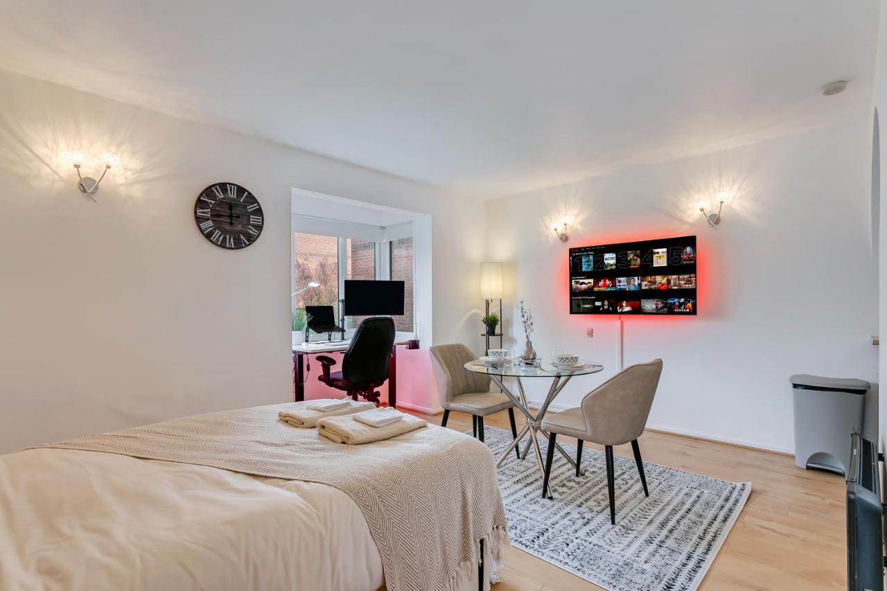 Aryas Apartments London Edgware Eksteriør bilde