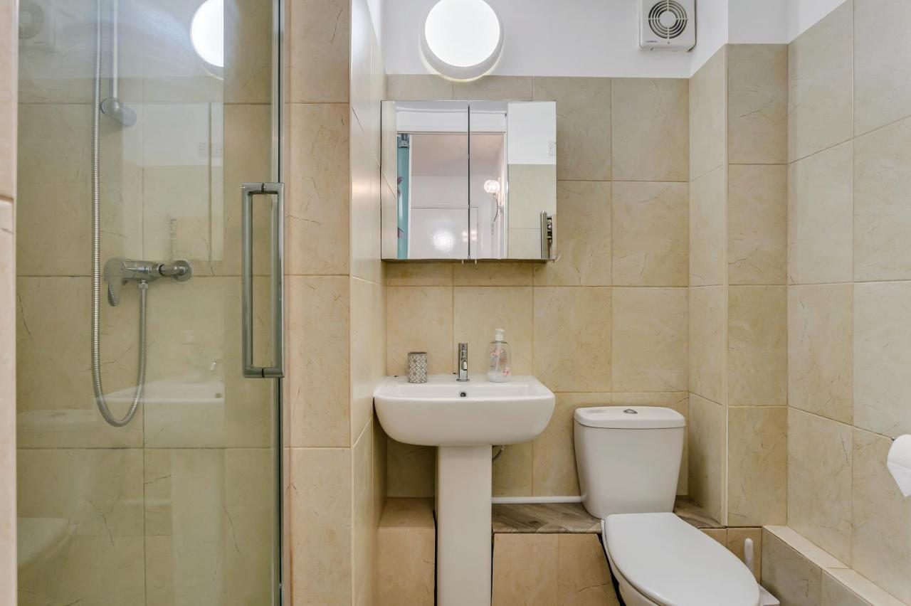 Aryas Apartments London Edgware Eksteriør bilde